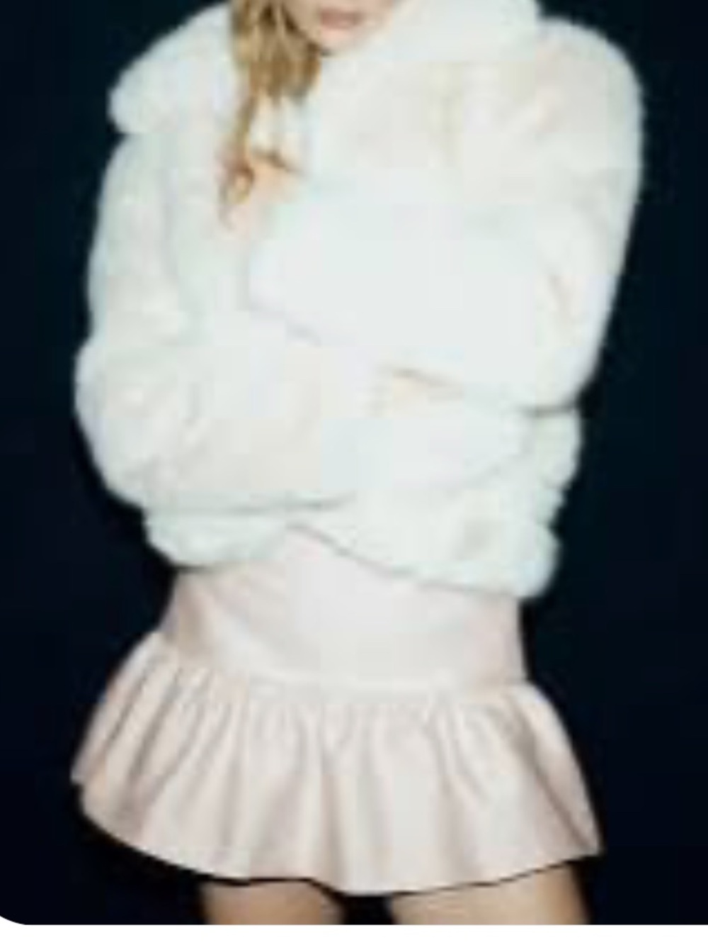H&M Cream Mini Skirt w/Ruffle Creamy Beige Sz 4 ❤️